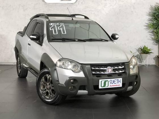 FIAT STRADA 1.8 MPI ADVENTURE CD 16V FLEX 2P MANUAL FIAT STRADA 1.8 MPI ADVENTURE CD 16V FLEX 2P MANUAL